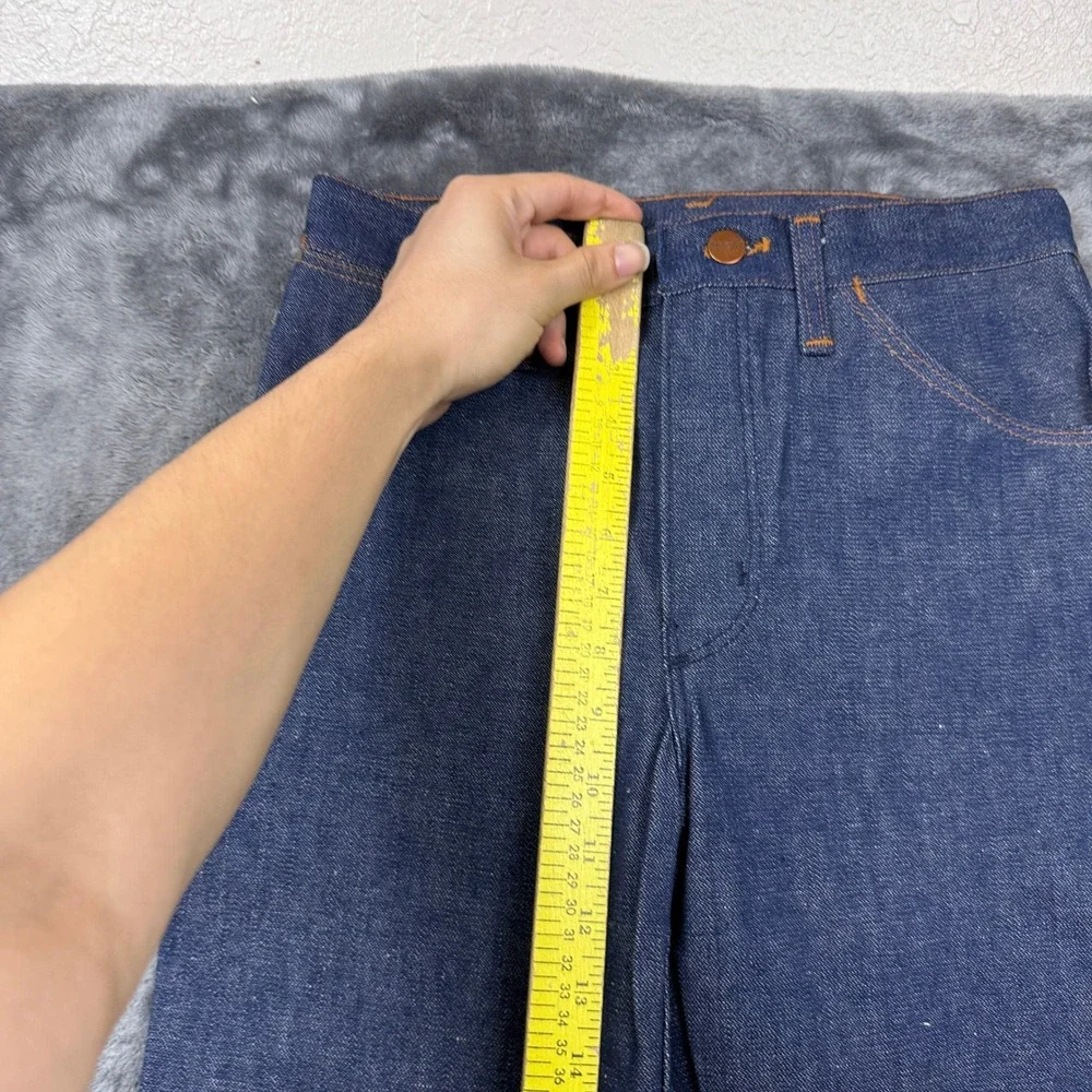 Wrangler Jeans Mens 28x34 Blue Excellent Vintage No Fault Flare Leg USA Made